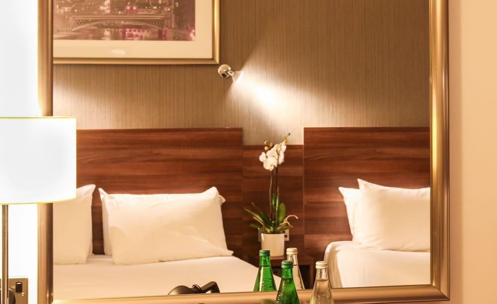 Leonardo - Formerly Jurys 4* Leeds (West Yorkshire)
