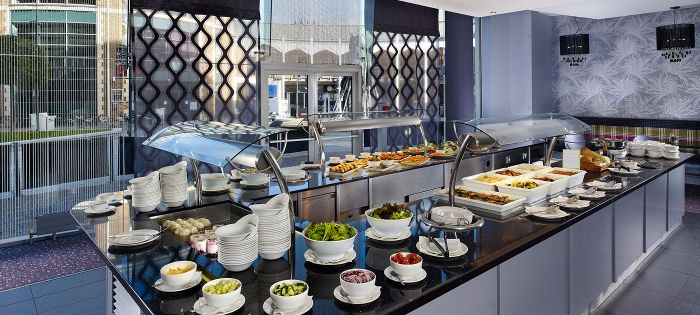 Hotel Leonardo - Formerly Jurys 4*